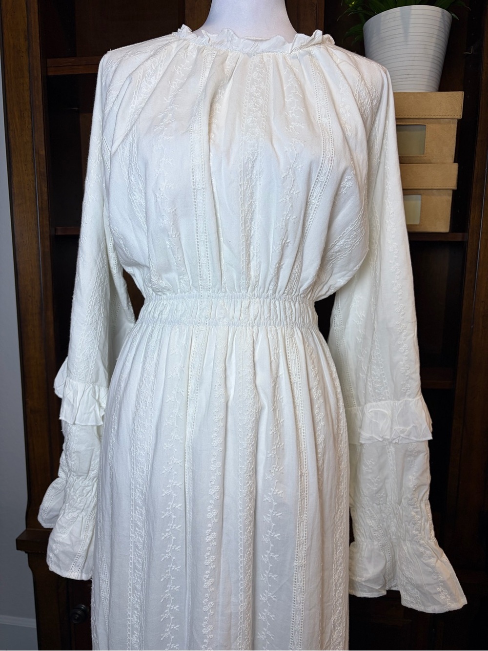 Ivy City Co White Embroidered Prairie Maxi Dress Cottagecore Victorian XXL - Picture 3 of 14